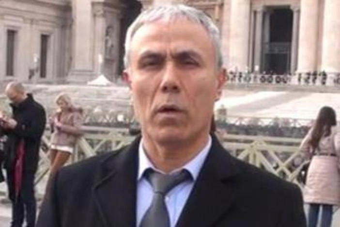 Alì Agca rinuncia ai funerali del Papa ma annuncia: &quot;Pregherò sulla tomba di Francesco&quot;