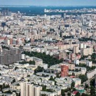 Ucraina-Russia, Mosca sotto attacco droni costretta a chiudere tutti gli aeroporti