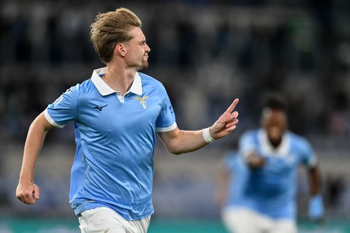 Lazio capolista per una notte, Parma battuto 2-1 all’Olimpico Lazio capolista per una notte, Parma battuto 2-1 all’Olimpico
