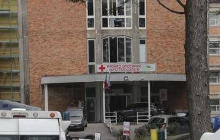 Focolaio Epatite A a Napoli, oltre 70 i ricoverati a marzo al Cotugno