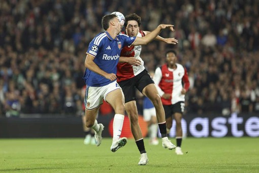 Prima sconfitta in Champions per il Como, Feyenoord vince 3-2 Prima sconfitta in Champions per il Como, Feyenoord vince 3-2