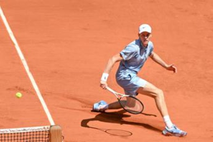 Sinner in vetta per 76esima settimana, 8 italiani in top 100 Atp Sinner in vetta per 76esima settimana, 8 italiani in top 100 Atp