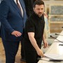 Zelensky “31 vittime nell’attacco russo su Kiev”