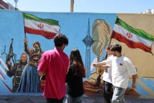 Iran-Usa, Trump apre sul nucleare: "Ok 20 anni di stop, ma servono garanzie reali" Iran-Usa, Trump apre sul nucleare: "Ok 20 anni di stop, ma servono garanzie reali"