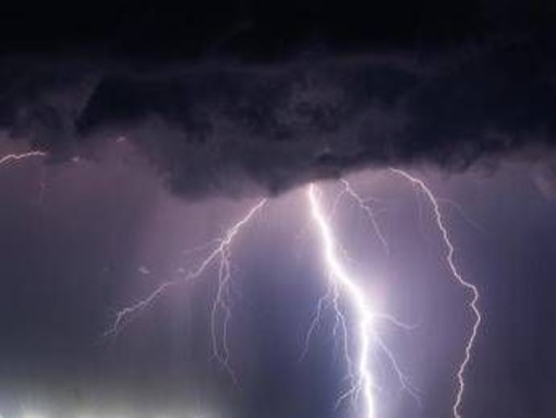 Colpo all'ottobrata, maltempo in arrivo al Sud e in Sardegna Colpo all'ottobrata, maltempo in arrivo al Sud e in Sardegna