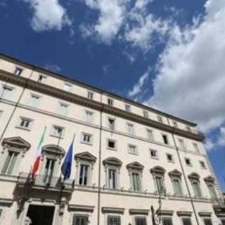 Addio bollo e tripletta flat tax, il 'cantiere' Manovra tra voto e risorse