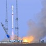 Cina, lanciati due nuovi satelliti nello spazio Cina, lanciati due nuovi satelliti nello spazio