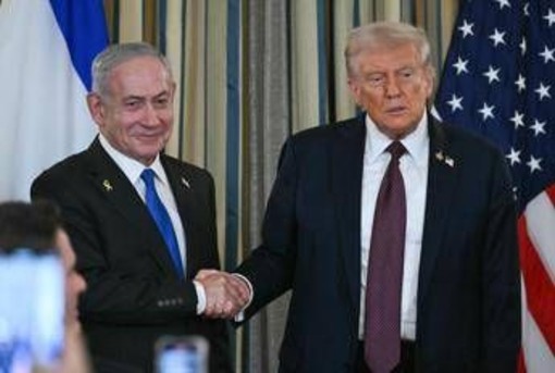 Iran, media: "Trump e Netanyahu hanno accordo per colpire". E Teheran accusa Israele Iran, media: "Trump e Netanyahu hanno accordo per colpire". E Teheran accusa Israele