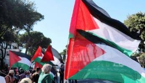 Sciopero per Gaza, corteo pro Pal a Coverciano: &quot;Italia-Israele non deve giocarsi&quot;