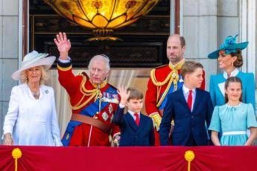 Londra celebra il compleanno di Re Carlo III, sabato la 'Trooping the Colour'