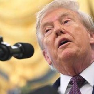 Stati Uniti, per stranieri arriva la 'Trump Gold Card' e una tassa da 100mila euro