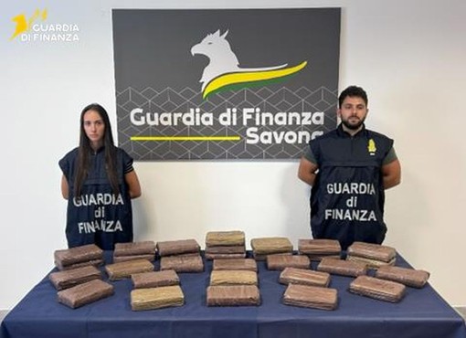 Savona, arrestati 2 corrieri con 34 Kg di cocaina occultati in un camper