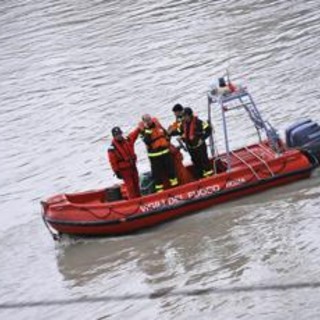 Marito Roccella, ricerche no stop nel lago di Vico: prosegue 'staffetta' soccorritori Marito Roccella, ricerche no stop nel lago di Vico: prosegue 'staffetta' soccorritori