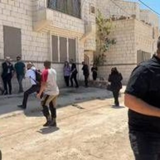 Israele attacca diplomatici in visita a campo profughi Jenin. C'era anche vice console italiano