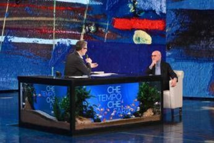 Alfonso Signorini a Che tempo che fa: &quot;Ho fatto coming out con il cardinal Martini&quot;