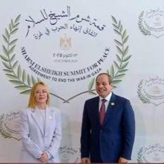 A Sharm il bilaterale Meloni-al Sisi: "Insieme per la pace in Medio Oriente" A Sharm il bilaterale Meloni-al Sisi: "Insieme per la pace in Medio Oriente"