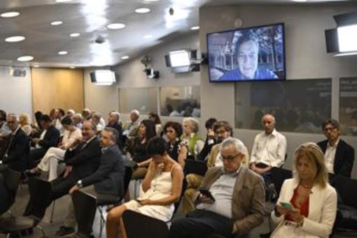 La regolazione non crea da sola la sovranità: servono domanda pubblica, capacità industriale e nuovi contrappesi europei La regolazione non crea da sola la sovranità: servono domanda pubblica, capacità industriale e nuovi contrappesi europei