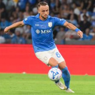 Tocco di mano di Lobotka, Chivu chiede rigore: proteste in Inter-Napoli Tocco di mano di Lobotka, Chivu chiede rigore: proteste in Inter-Napoli