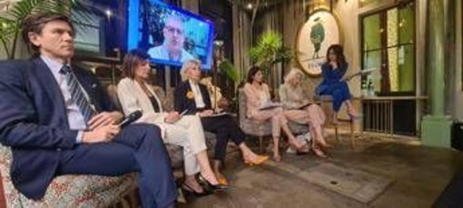 Oncologo Curigliano: &quot;Potenzialmente guaribile il cancro al seno localizzato&quot;