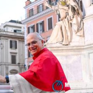 Papa Leone a piazza di Spagna per l’omaggio all’Immacolata: "Si aprano porte di pace"