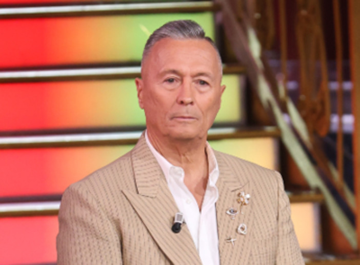 Incidente Paolo Belli, morto 41enne travolto dalla bici. Il cantante è "sotto shock" Incidente Paolo Belli, morto 41enne travolto dalla bici. Il cantante è "sotto shock"