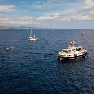 Global Sumud Flotilla rientrata nel porto di Barcellona per il maltempo