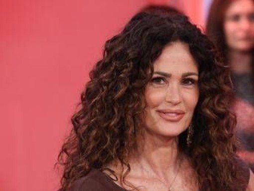Samantha De Grenet, insultata per i ritocchini: &quot;Un cessettino ma potevo farmi aiutare, loro...&quot;