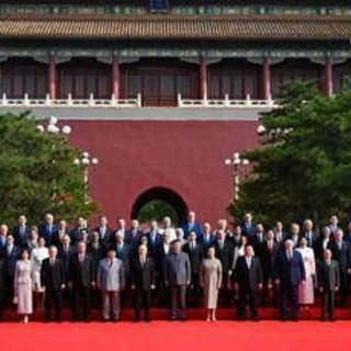 D'Alema e la foto con Putin e Kim a Pechino: "C'era l'80% dell'umanità, isolarli è da coglio..." D'Alema e la foto con Putin e Kim a Pechino: "C'era l'80% dell'umanità, isolarli è da coglio..."