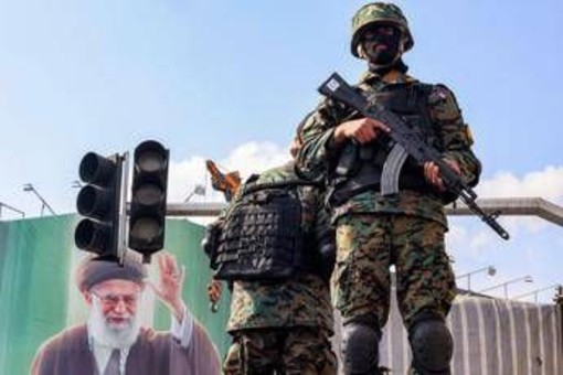 Iran, Pasdaran: "Se Usa attaccano guerra si estenderà oltre confini regione"