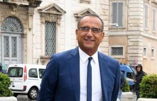 Ultimo Sanremo per Carlo Conti? &quot;Cinque edizioni possono bastare&quot;