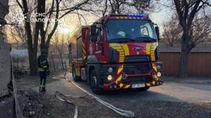 Ucraina, Russia colpisce Zaporizhzhia con bombe teleguidate: diversi feriti