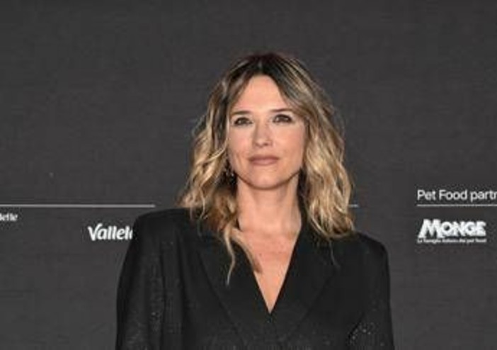 Francesca Barra nuda su sito per adulti: &quot;Immagini create con IA&quot;