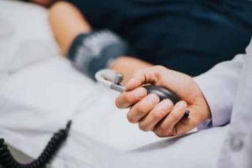 Pressione alta, lo sport è una cura: quali esercizi la abbassano e quanto cala Pressione alta, lo sport è una cura: quali esercizi la abbassano e quanto cala