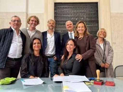 Roma, consegnate nuove concessioni decennali a operatori futuro mercato via Cola di Rienzo Roma, consegnate nuove concessioni decennali a operatori futuro mercato via Cola di Rienzo
