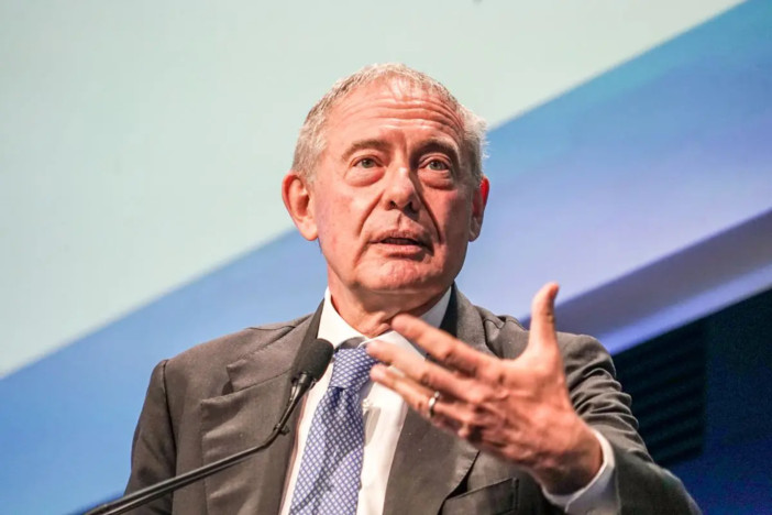 Urso “Il modulo abitativo lunare sarà costruito in Italia” Urso “Il modulo abitativo lunare sarà costruito in Italia”
