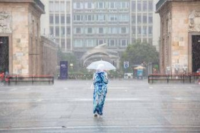 Arrivano i temporali, Italia tra sole e rovesci: le previsioni meteo Arrivano i temporali, Italia tra sole e rovesci: le previsioni meteo