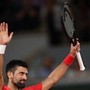 Roland Garros, Djokovic supera Misolic e va agli ottavi