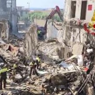 Crollo palazzina a Messina, ancora tre dispersi. Oggi gli interrogatori degli indagati