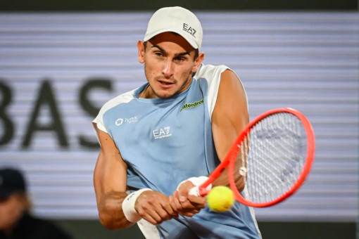Arnaldi non gioca per un virus, Cobolli in finale al Roland Garros contro Zverev Arnaldi non gioca per un virus, Cobolli in finale al Roland Garros contro Zverev