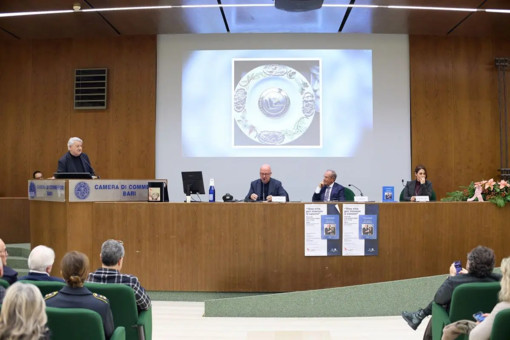 “Una vita per vincere il cancro”, a Bari la presentazione del libro di Schittulli