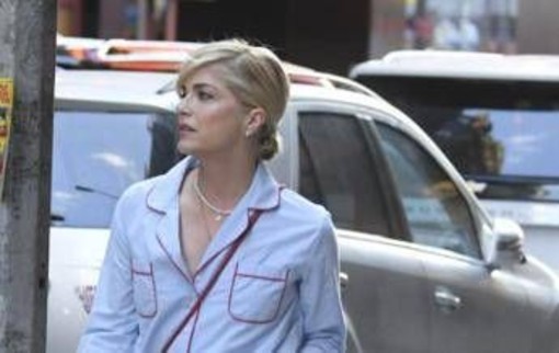 Selma Blair arrestata per aggressione e rilasciata su cauzione: "Aveva battuto la testa"