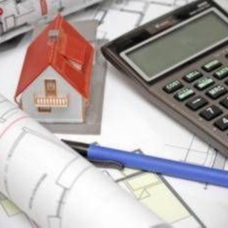 Mutuo, quale importo richiedere e come calcolare la rata con stipendio di 1.600 euro al mese: i consigli passo dopo passo