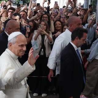 Papa Leone XIV rientrato in Vaticano dopo le dimissioni dal Gemelli