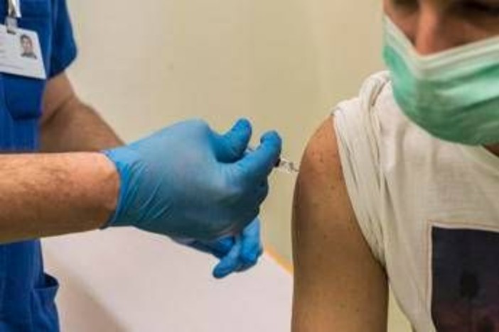 Vaccini: Castiglia (Siti), 'pilastro nel contrastare infezioni e antibiotico-resistenza' Vaccini: Castiglia (Siti), 'pilastro nel contrastare infezioni e antibiotico-resistenza'