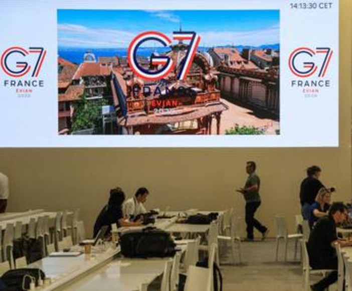 G7 al via oggi a Evian, riflettori su Trump e bilaterale con Macron G7 al via oggi a Evian, riflettori su Trump e bilaterale con Macron