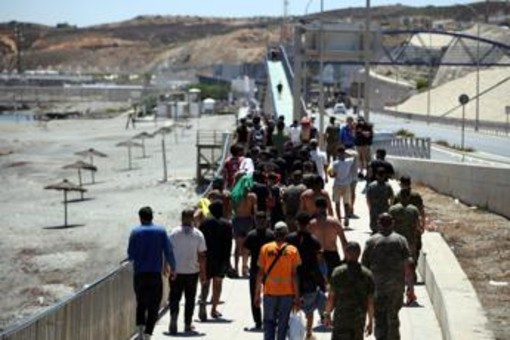 Ceuta, Marocco: "Spagna sapeva dell'allarme migranti"