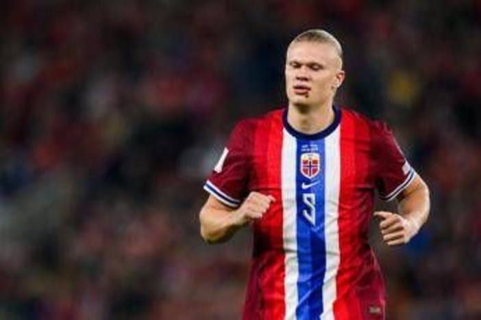 Haaland come Dovbyk, sbaglia due rigori consecutivi in Norvegia-Israele