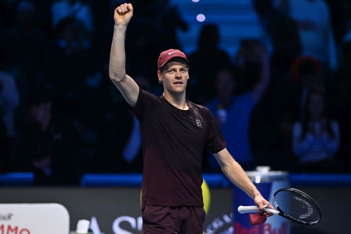 Sinner ancora re dei “Maestri”, Alcaraz ko in 2 set a Torino Sinner ancora re dei “Maestri”, Alcaraz ko in 2 set a Torino