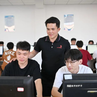 Cina, in arrivo standard internazionali per l’istruzione professionale