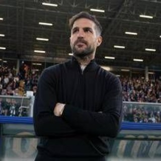 Como-Betis, l'amichevole finisce con due espulsi e una maxi-rissa da far west. Cos'è successo